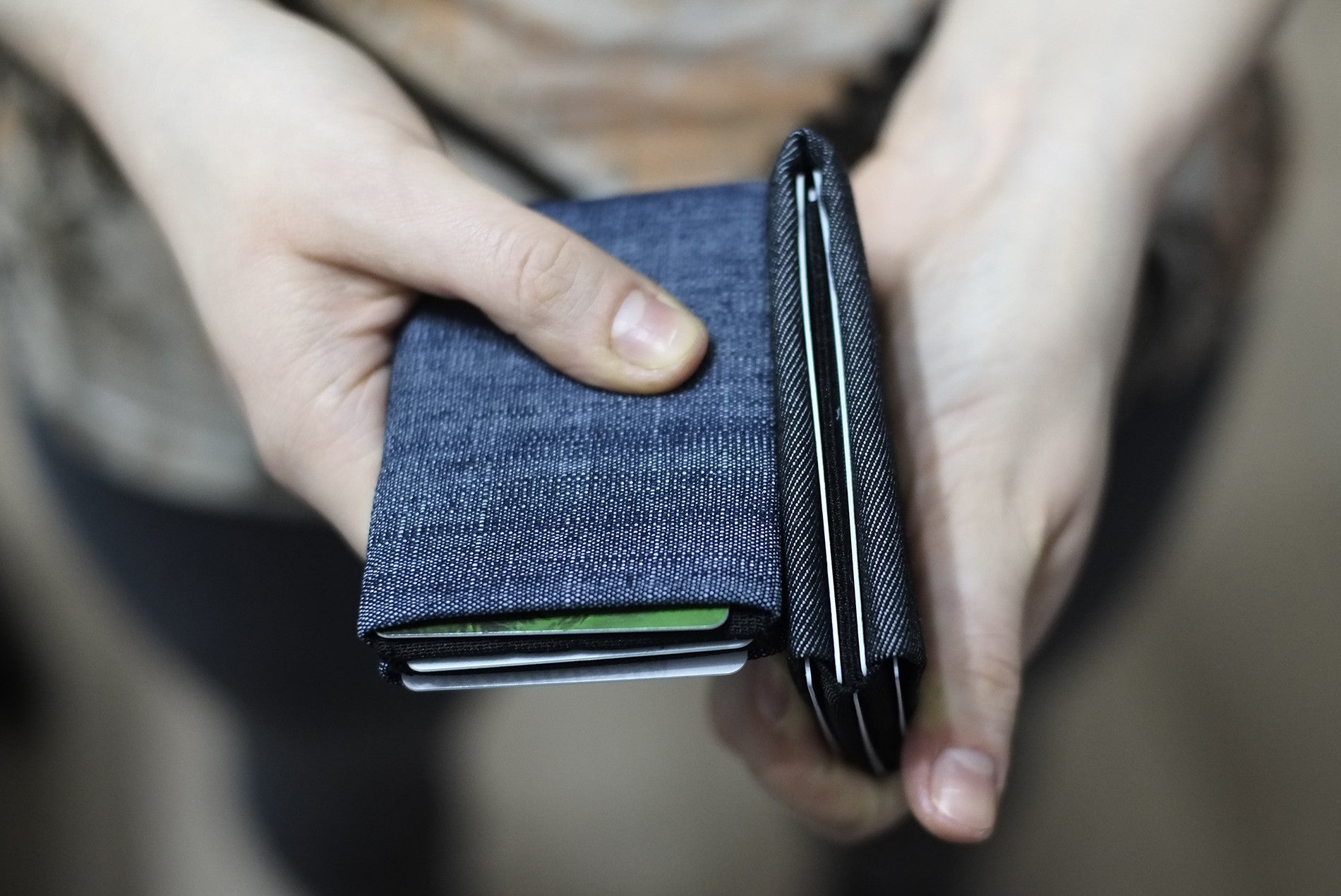 Effortlessly Cool: Discover Our Vegan Denim Mens Wallets - RFID blocking 4 +1 - minimalist mens wallet