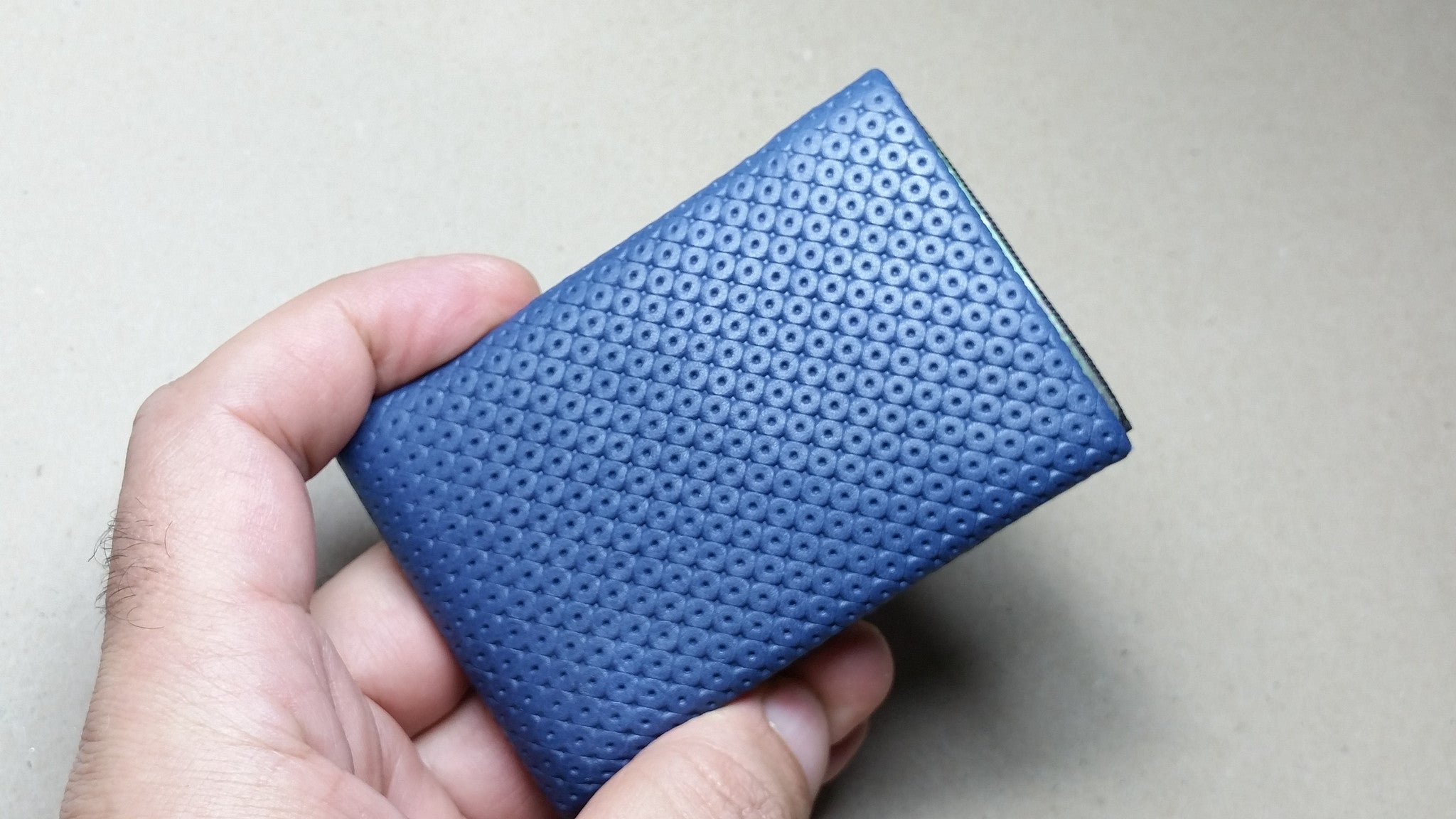 Nero Wallet 01 Design Series - The Ultimate Minimalist Wallet - RFID protection 4 +1 - minimalist mens wallet