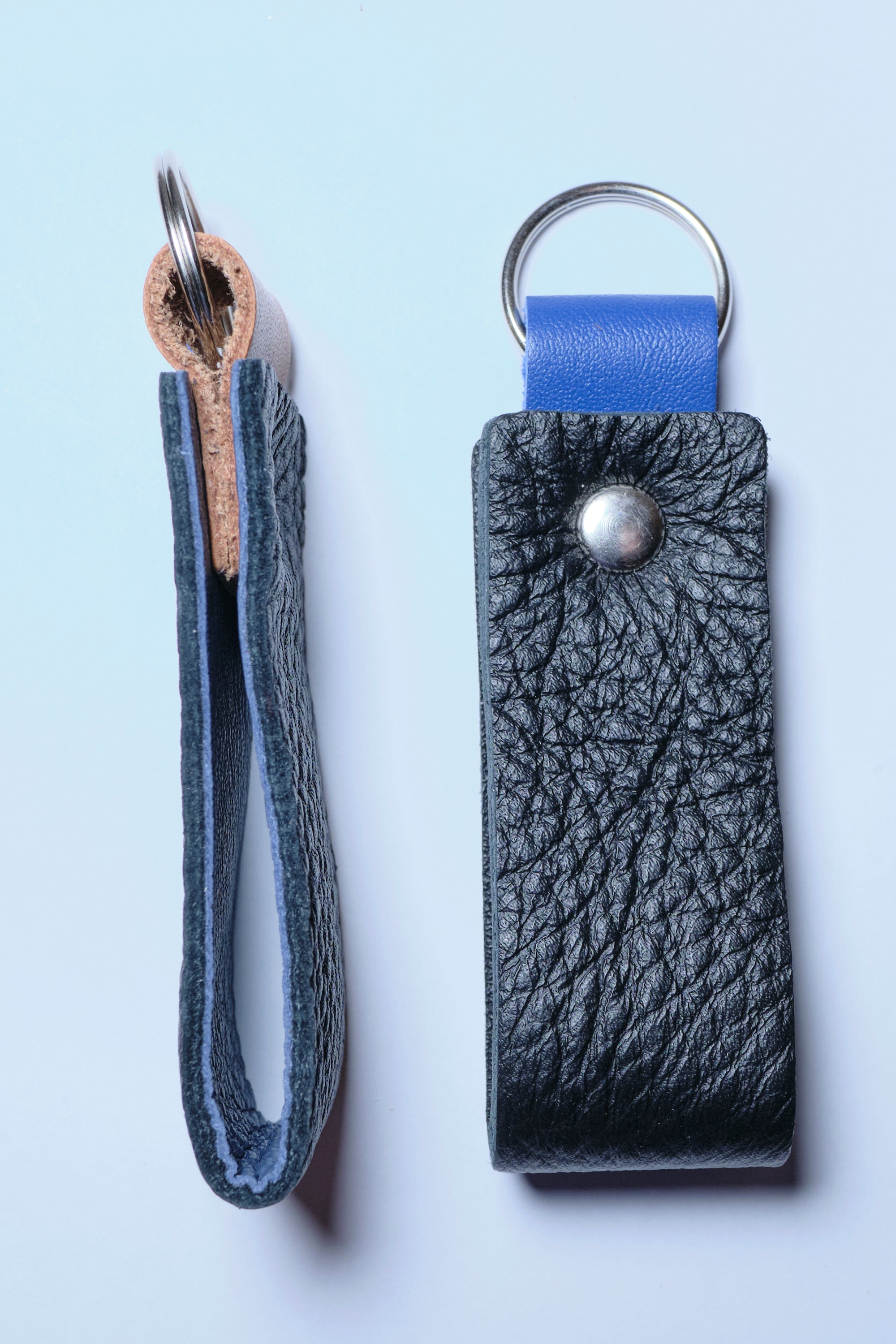 Nero Wallet - Cool Leather Keychain for Men and Women - Key Holder - Key Organizer - Double Colors Leather - Set of 2 - Random Colors - minimalist mens wallet