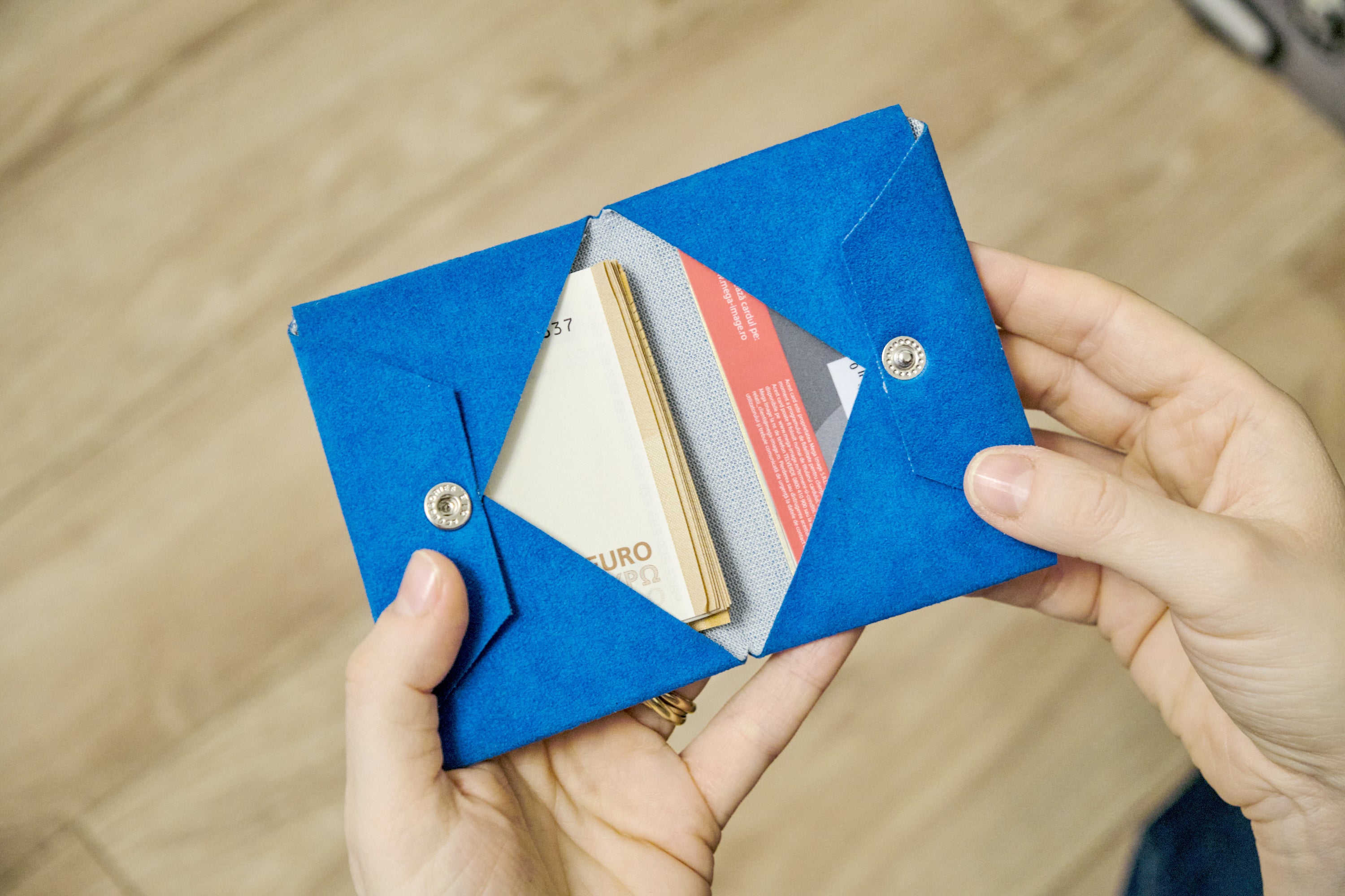 Minimalist Bifold Wallet - Alcantara Wallet for Men and Women - Leather Mens Wallets - minimalist mens wallet
