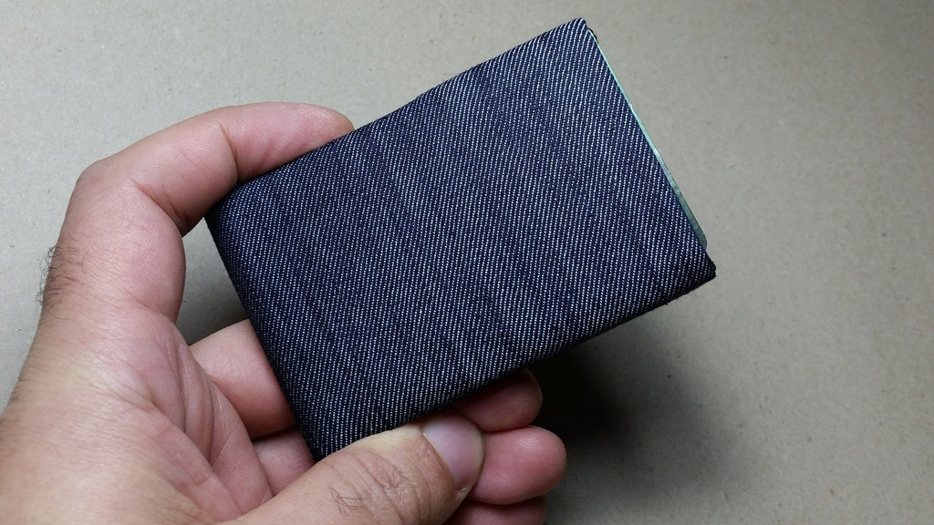 Effortlessly Cool: Discover Our Vegan Denim Mens Wallets - RFID blocking 4 +1 - minimalist mens wallet