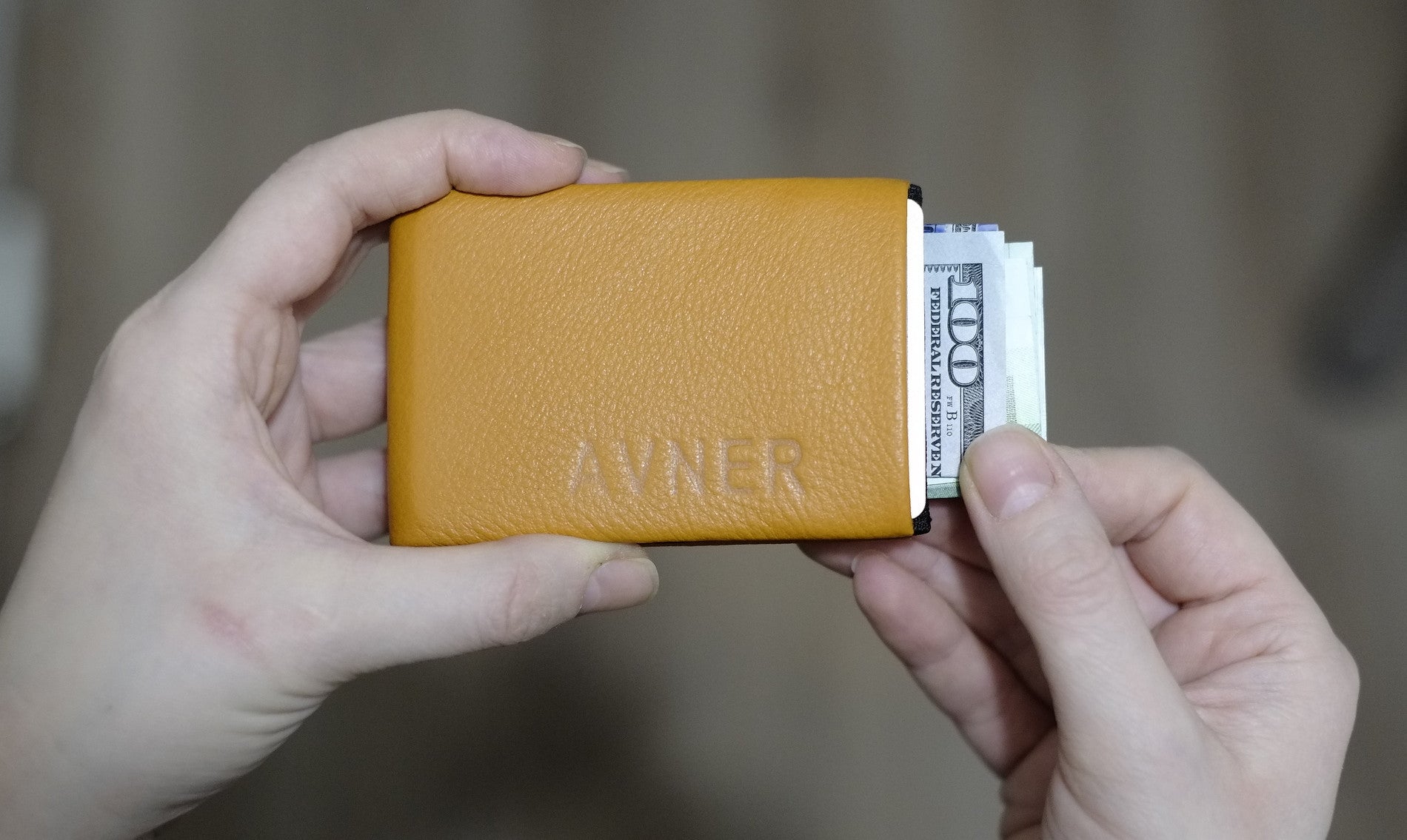 NeroWallet - The Best Minimalist Wallet for Men Who Demand Quality -  RFID protection 4 +1 - minimalist mens wallet